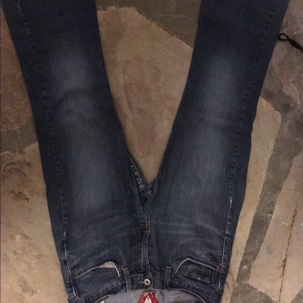 Lucky Brand Size 4 boot cut jeans!